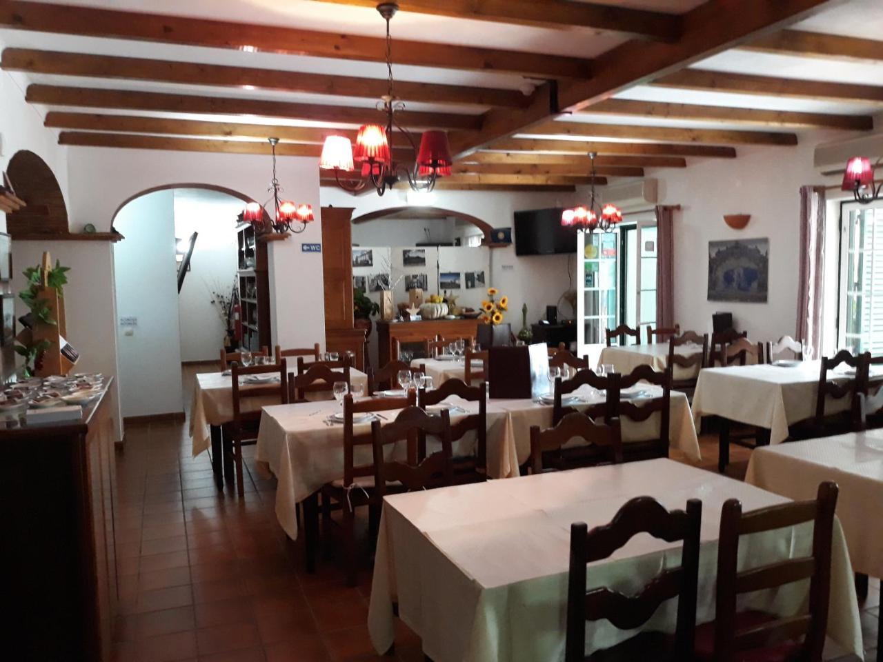 Santiago do Cacém A Deolinda旅馆 外观 照片